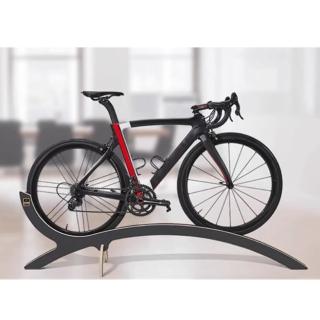 【SFS】公路車專用環保自行車展示架(自行車展示架)，圖片來源：momo 商品頁 / 成長智能有限公司