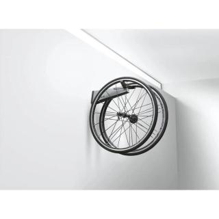 【SFS】tacx 單車輪組掛架(壁掛架 雙自行車架 單車收納 單車壁掛 自行車壁掛架 單車壁掛),圖片來源:momo 商品頁 / 成長智能有限公司