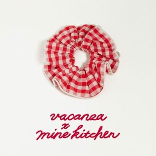 【vacanza】mine kitchen 聯名|紅白格紋 大腸圈 (髮飾 髮束 生日禮物),圖片來源:momo 商品頁 / 假期國際有限公司