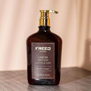 【FREED】男士極致香氛沐浴乳 - 經典檀香 500ML(液態皂配方，全膚質適用)，圖片來源：momo 商品頁 / 永利國際有限公司
