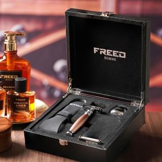 【FREED】免費客製化刻字 兩週年特仕款尊爵四件組雙刃安全刮鬍刀禮盒 - 玫瑰金(獨家紳士客製禮盒) 生日禮物 男友禮物 父親節禮物，圖片來源：momo 商品頁 / 永利國際有限公司