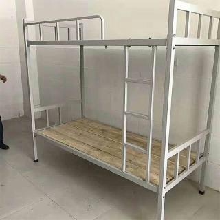學校小初中學生宿舍架子床大學宿舍上床下桌教職工單位高低床，圖片來源：momo 商品頁 / 新奈企業社